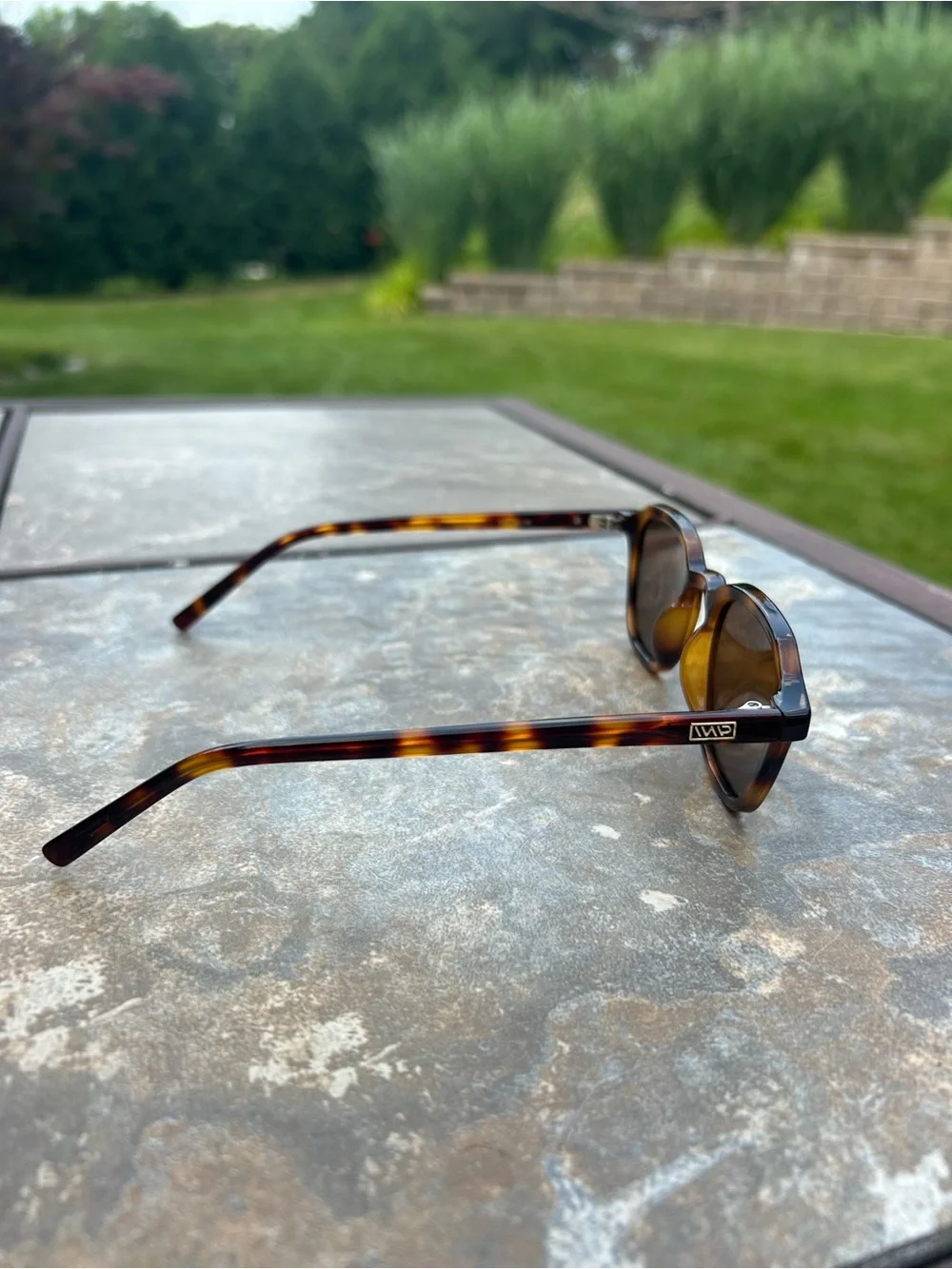 WMP Eyewear Francis Square Polarized Tortoiseshell Sunglasses Keyhole Bridge
